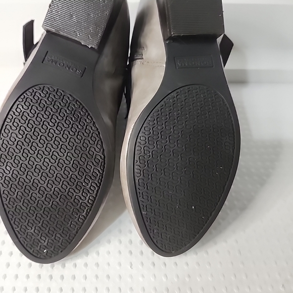 Sonoma Goods For Life Boots Womens 9M Ankle Booties Beige Faux Leather Buckle - Picture 5 of 9